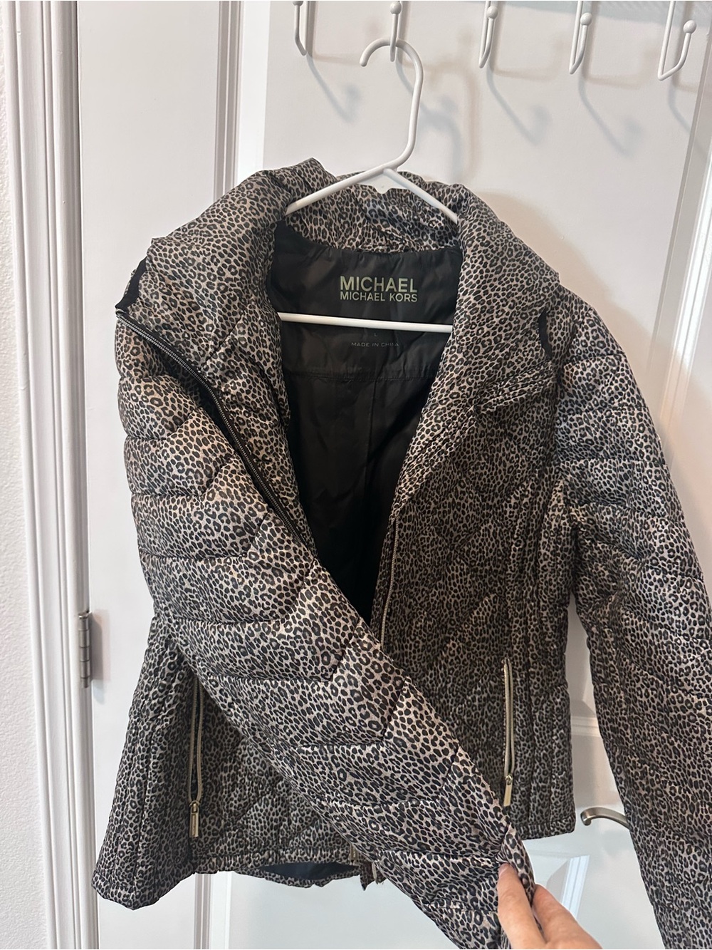 Michael Kors Leopard-Print Quilted Puffer Jacket - Black & Gray